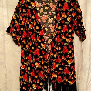 Lularoe Monroe Kimono